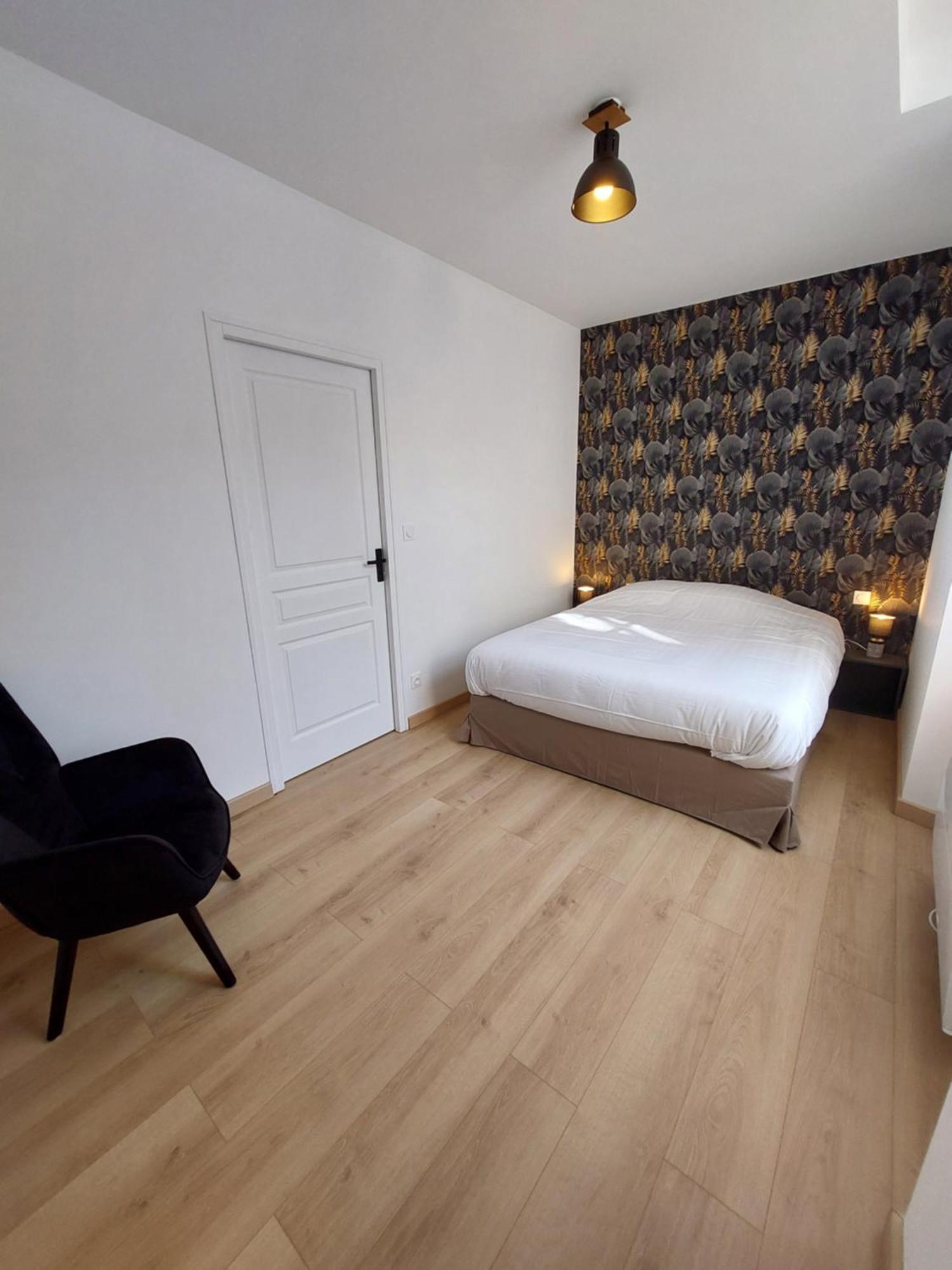 Appartements L'Hirondelle Beaugency Exterior photo